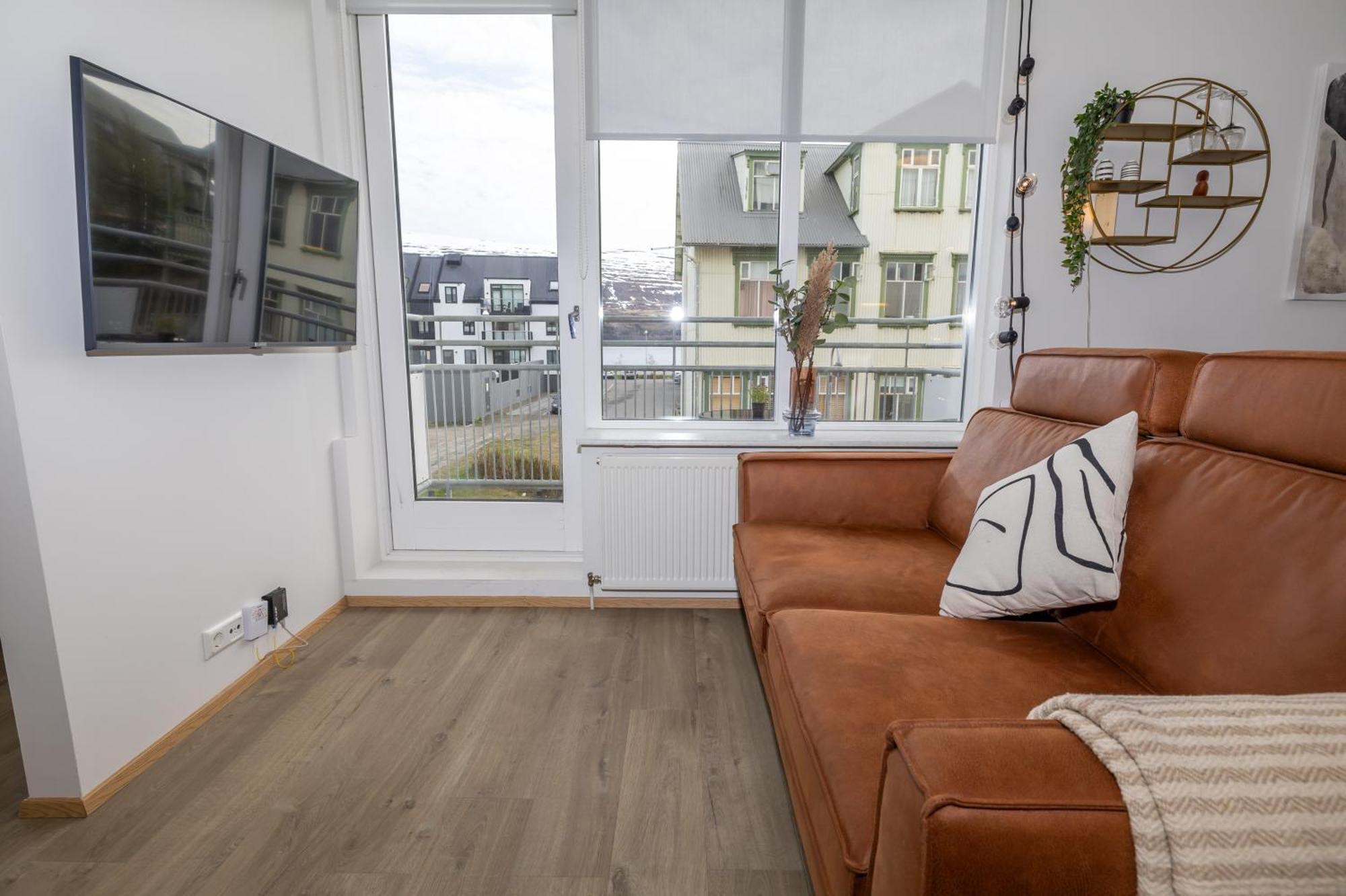 Charming Deluxe Apartment 아퀴레이리 객실 사진