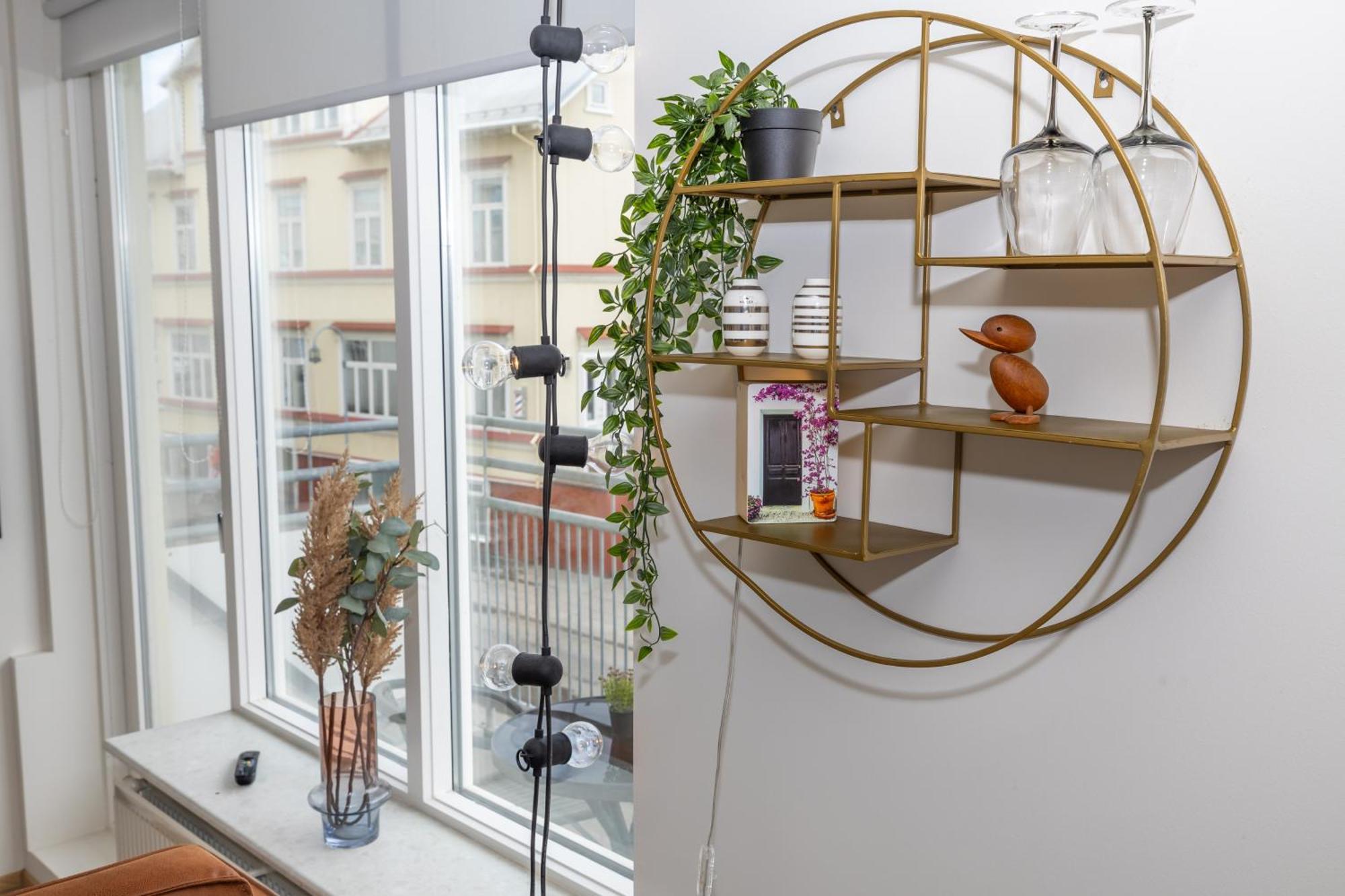 Charming Deluxe Apartment 아퀴레이리 객실 사진
